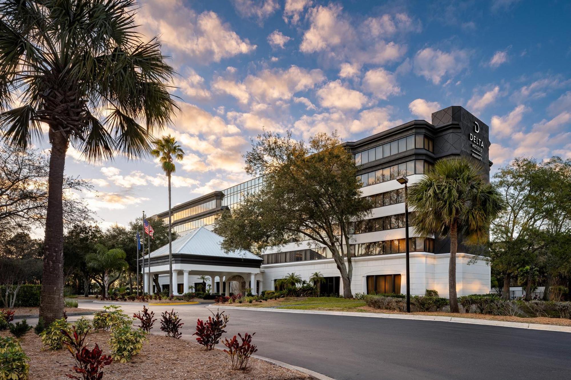Delta Hotels By Marriott Jacksonville Deerwood מראה חיצוני תמונה
